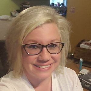 Meet your Posher, Shea